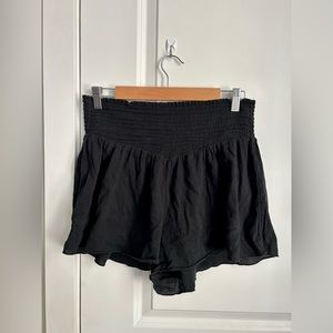 Black flowy Aerie shorts.